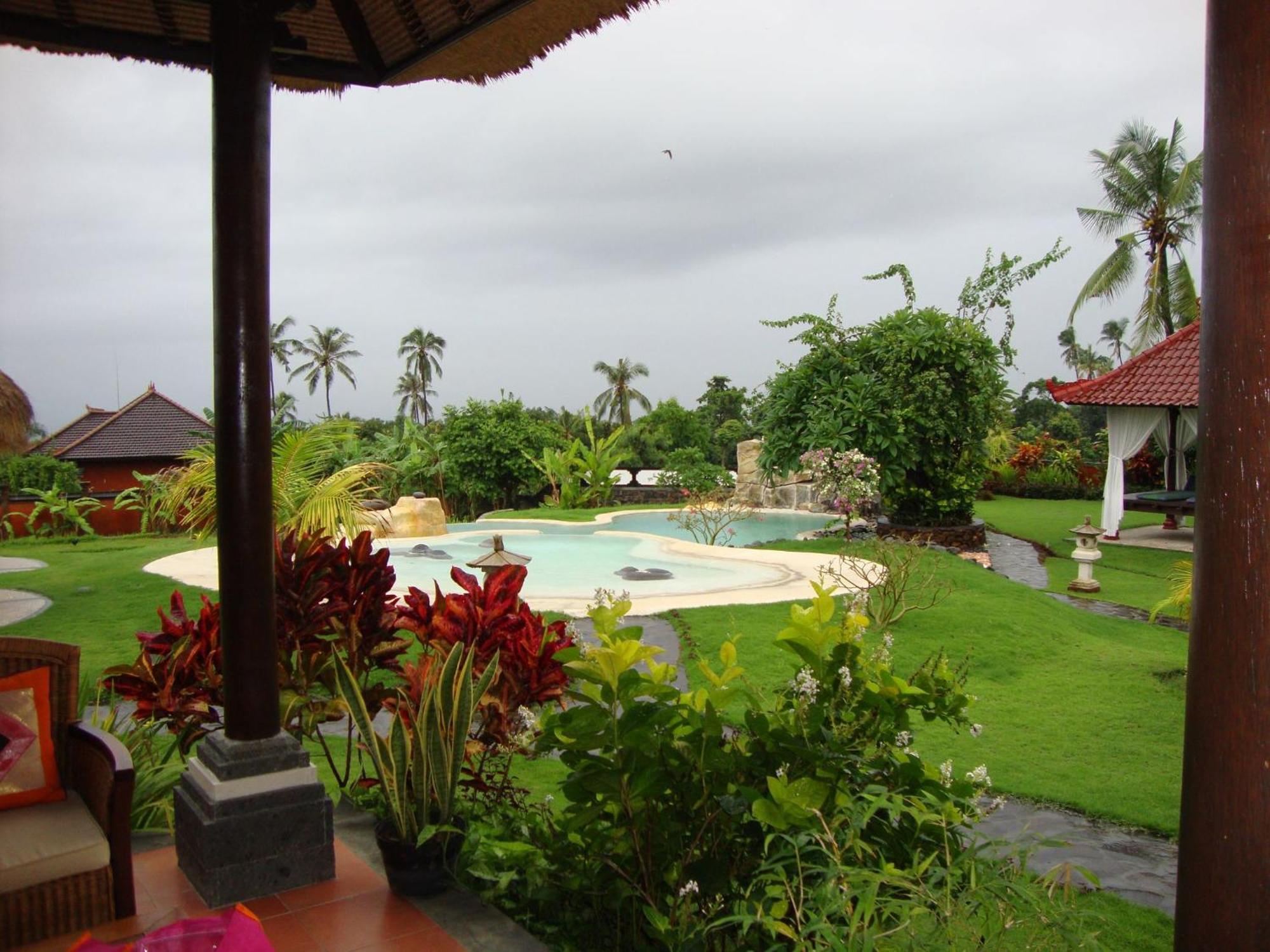 Villa Bali Pondok Jepang ロヴィーナ エクステリア 写真