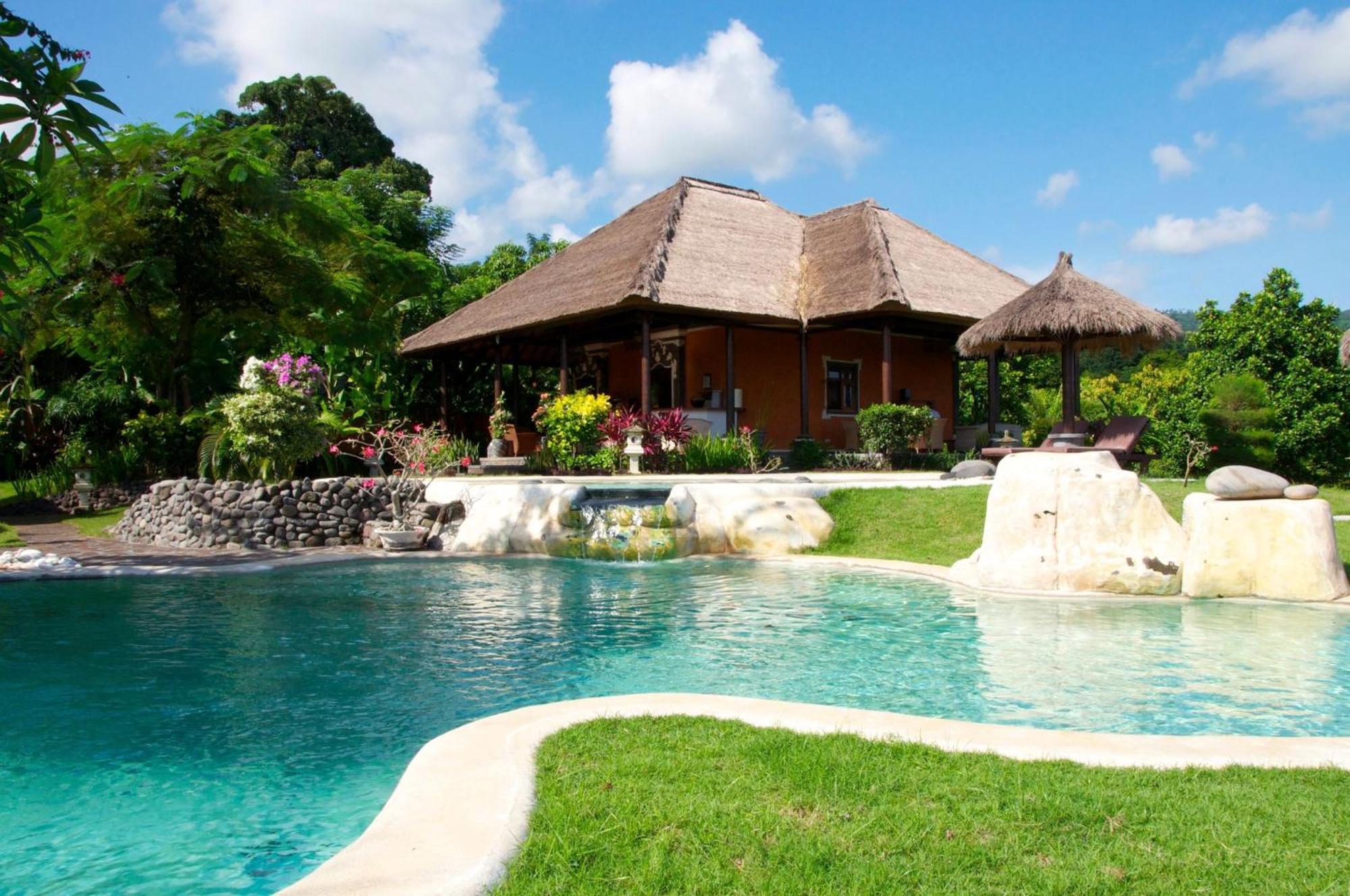 Villa Bali Pondok Jepang ロヴィーナ エクステリア 写真